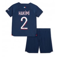 Otroški Nogometni dresi Paris Saint-Germain Achraf Hakimi #2 Domači 2023-24 Kratek Rokav (+ Kratke hlače)